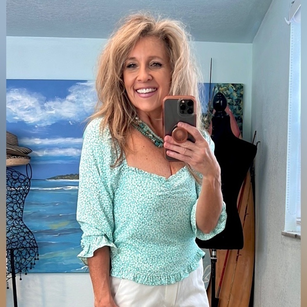 ⭐️NWT,Skies Are Blue,Gorgeous & Completely Lined, Side Zipper,Fun Top, Size XS